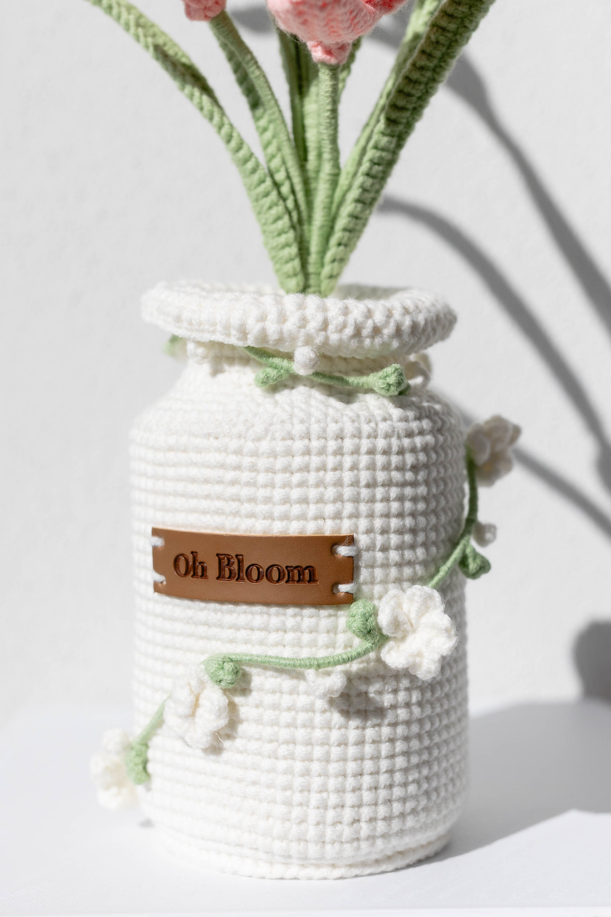 Handcrafted crochet flower with NFC technology